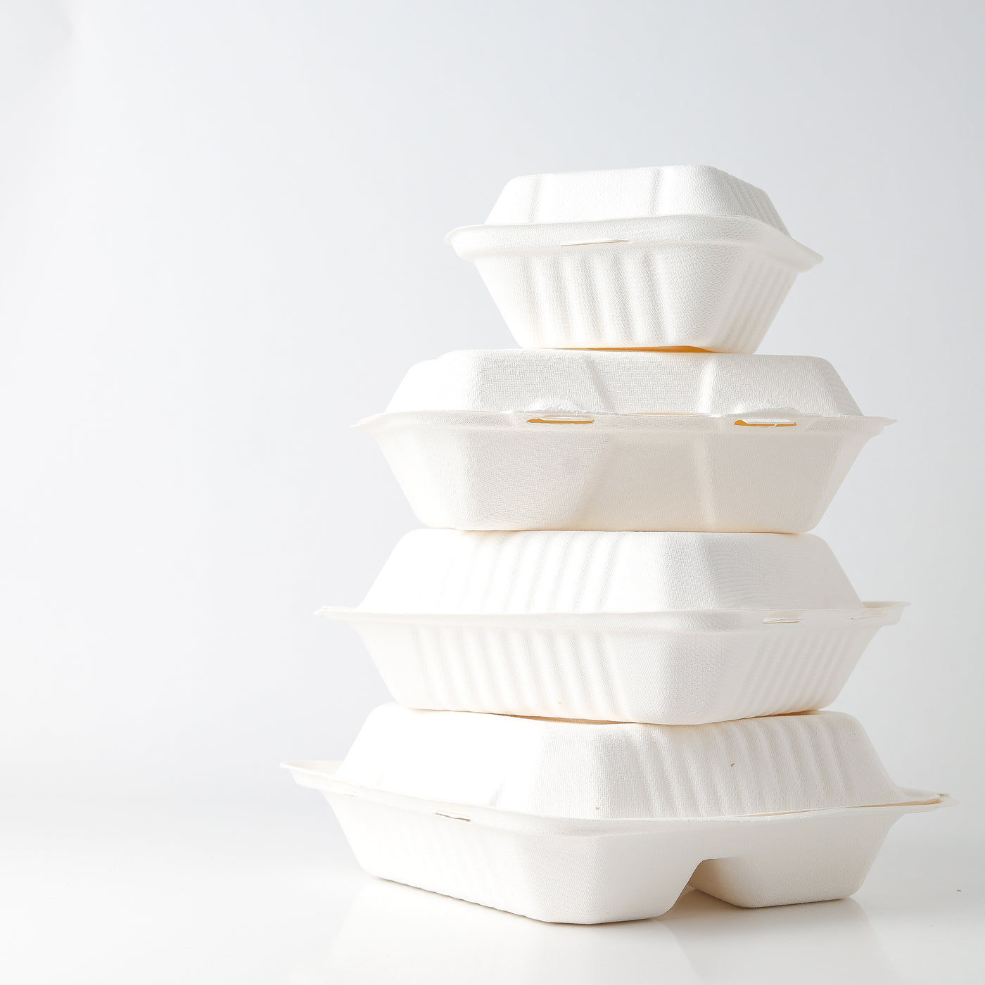 Take Out Containers 8" x 8" x 3" Sugarcane Bagasse 3-section Hinged Clamshells Compostable 200 case